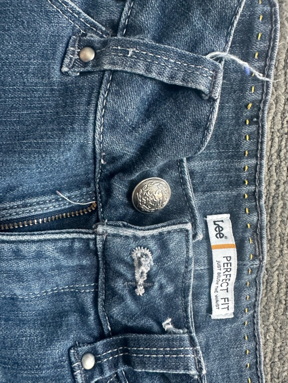 Lee Women's Blue Relaxed Fit Denim Jeans - Picture 3 of 5